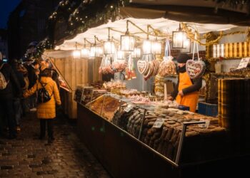 Featured image for: Earnings Season 101: Analysis of major companies' earnings reports and what they mean for the market.