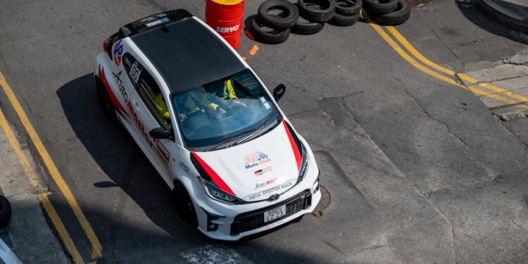 Featured image for: The Magic of Compounding: How to Turn Small Investments into a Fortune